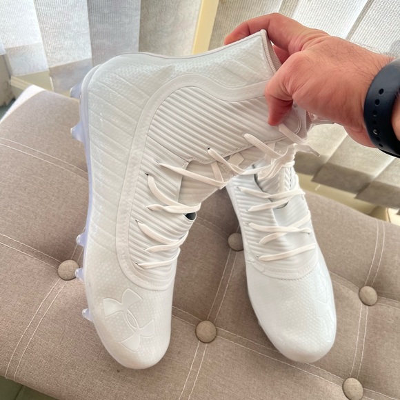 Size (14) Under Armour Cleats